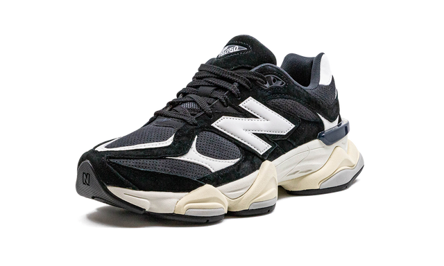 NB 9060 Black and White