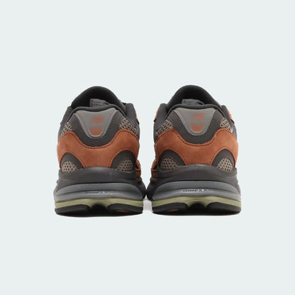 Rust / Charcoal