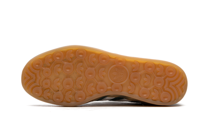 AD Gazelle Indoor Collegiate Green Lucid Pink