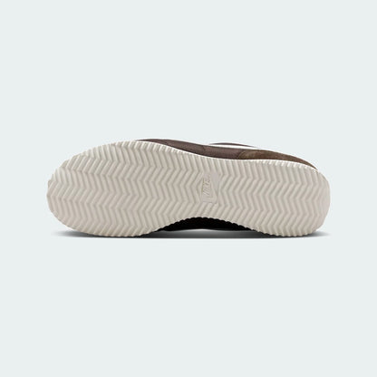 Brown Nylon / Sail